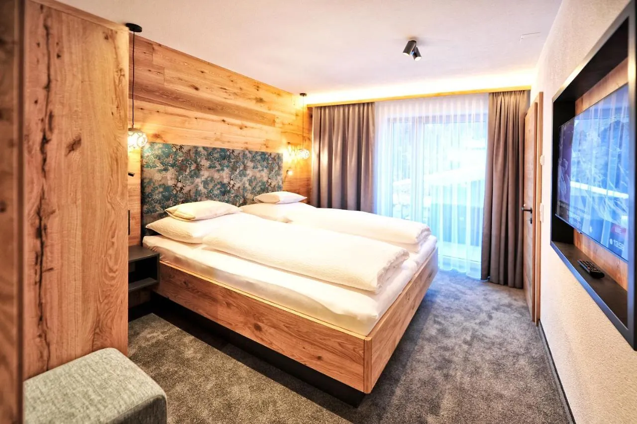 A4 Alma Alpin Appartments 이스크글 아파트