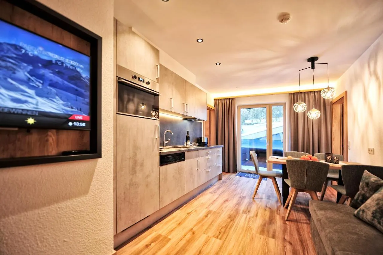 아파트 A4 Alma Alpin Appartments 이스크글